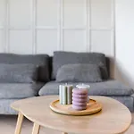 Joli T2 Avec Terrasse Et Parking
